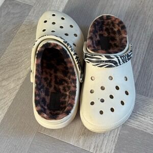 Fuzzy Lined Clogs Beige Animal Print Band Classic Comfortable Warm Shoes Croc 11